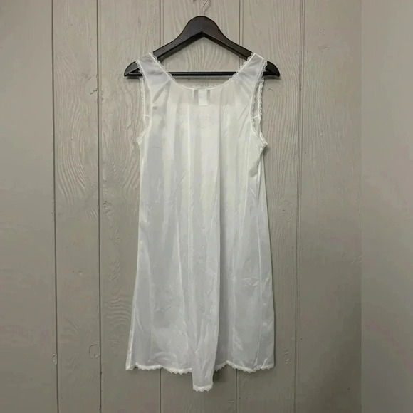 Vintage white lace slip Anthony Richard's | size medium - Picture 4 of 4